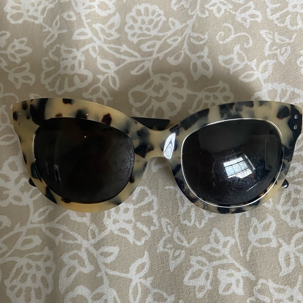 Madewell’s women’s sunglasses.